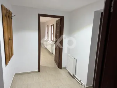 Vilă P+M Renovată Integral (2024) – 145 mp Utili – Zona Istorică Iancu Văcărescu - foto 16