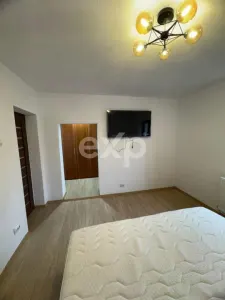 Vilă P+M Renovată Integral (2024) – 145 mp Utili – Zona Istorică Iancu Văcărescu - foto 10
