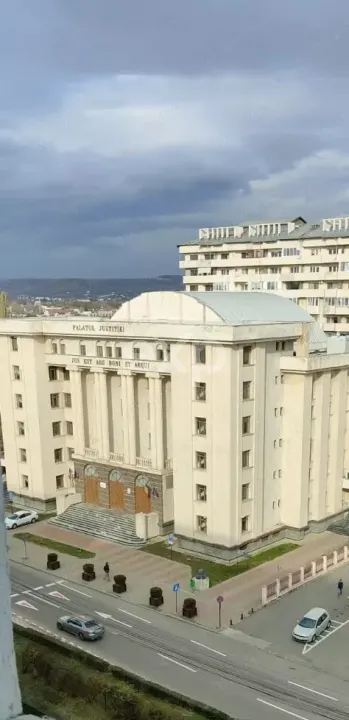Apartament 3 Camere Decomandat – 86 mp – Renovare Lux 2022 – Vedere Panoramică - foto 2