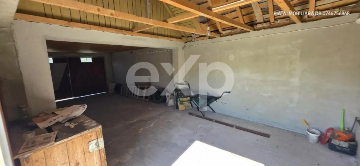 Vilă Individuală Imensă + Casă de Oaspeți și Garaj Dublu | Teren 1.000 mp - foto 23