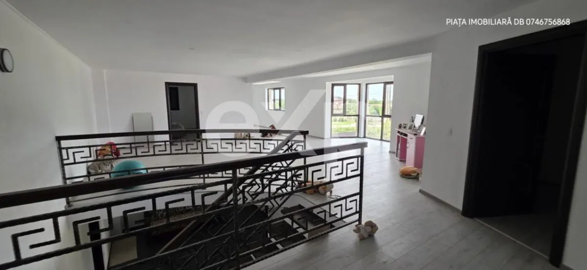 Vilă Impunătoare cu 9.800 mp Teren – Bungetu, Dâmbovița | Oază de Liniște - foto 12
