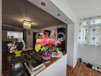 Apartament 2 camere de vânzare – Micro 11 - foto 1