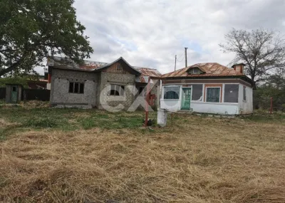 Casa cu teren generos 2000mp in Negrasi, acces rapid Pitesti - Negrasi