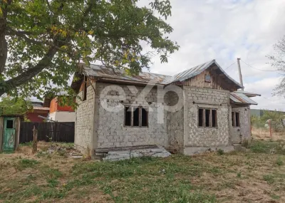 Casa cu teren generos 2000mp in Negrasi, acces rapid Pitesti - foto 5