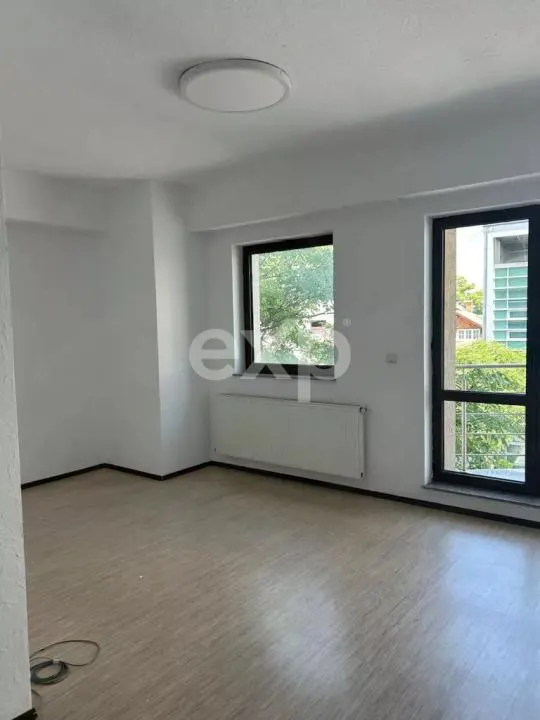 Inchiriere apartament 2 camere Ultracentral, bloc nou - foto 2