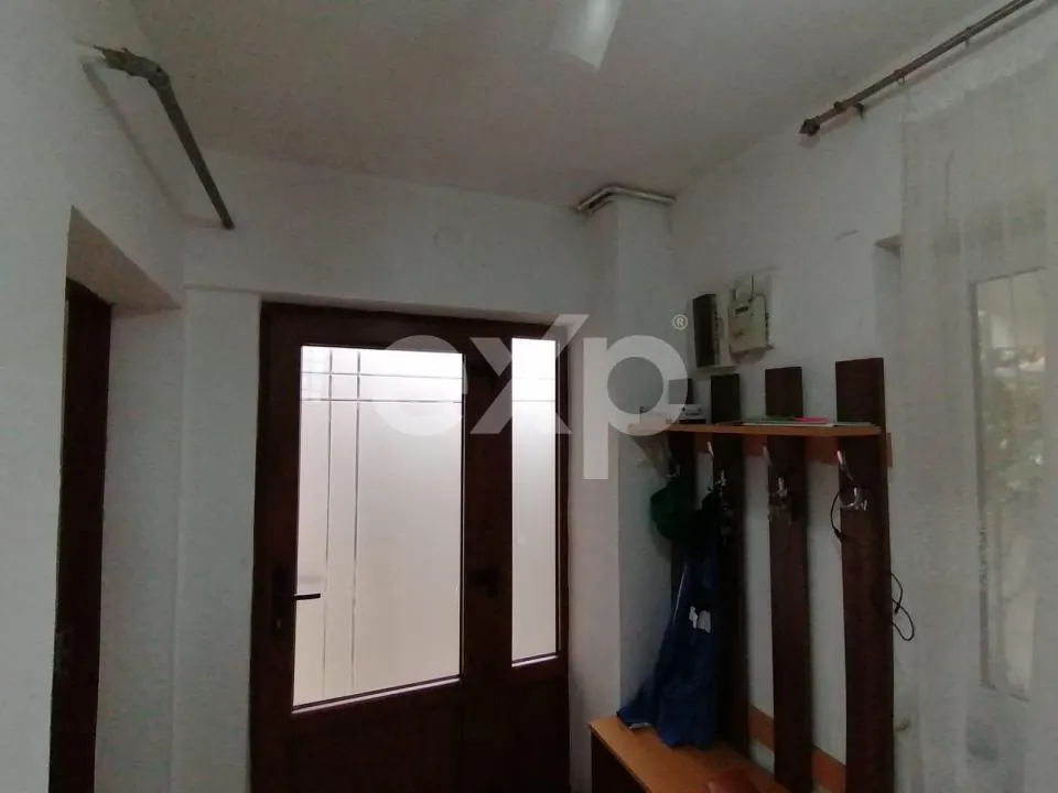 Casă de vânzare – Făgăraș 110 mp ,curte comuna! - foto 4