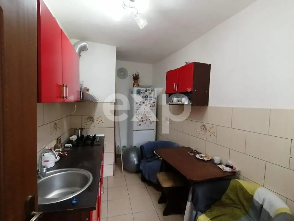 Casă de vânzare – Făgăraș 110 mp ,curte comuna! - foto 5
