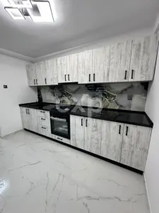 Apartament de vânzare – 3 camere , Micro 8 ,et 1 - foto 10