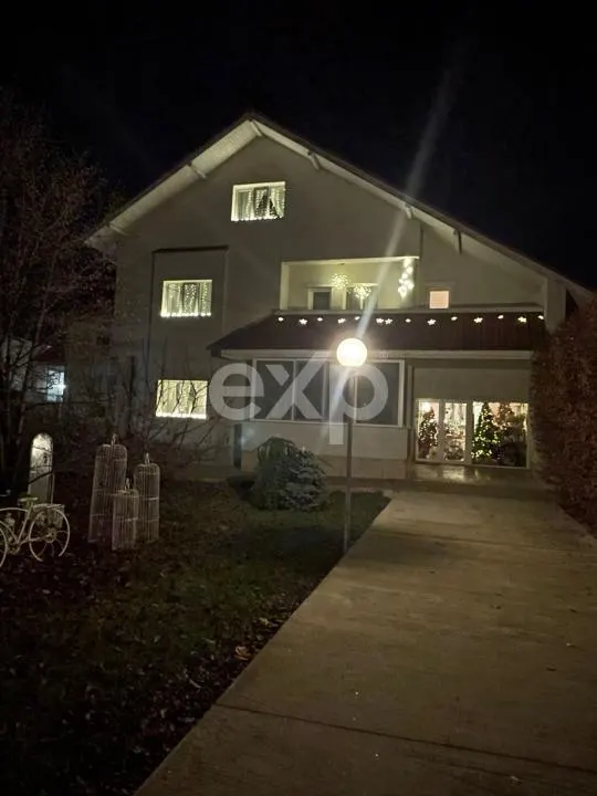 Vilă de lux 10 camere, 550 mp utili –Micro 6, Târgoviște, lângă Sala Polivalentă - foto 6