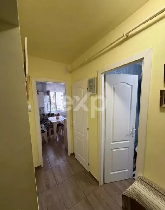 Apartament 2 Cam Decomandat – Etaj 2/4, Zona Micro 6(Vizavi de fostul Select) - foto 8