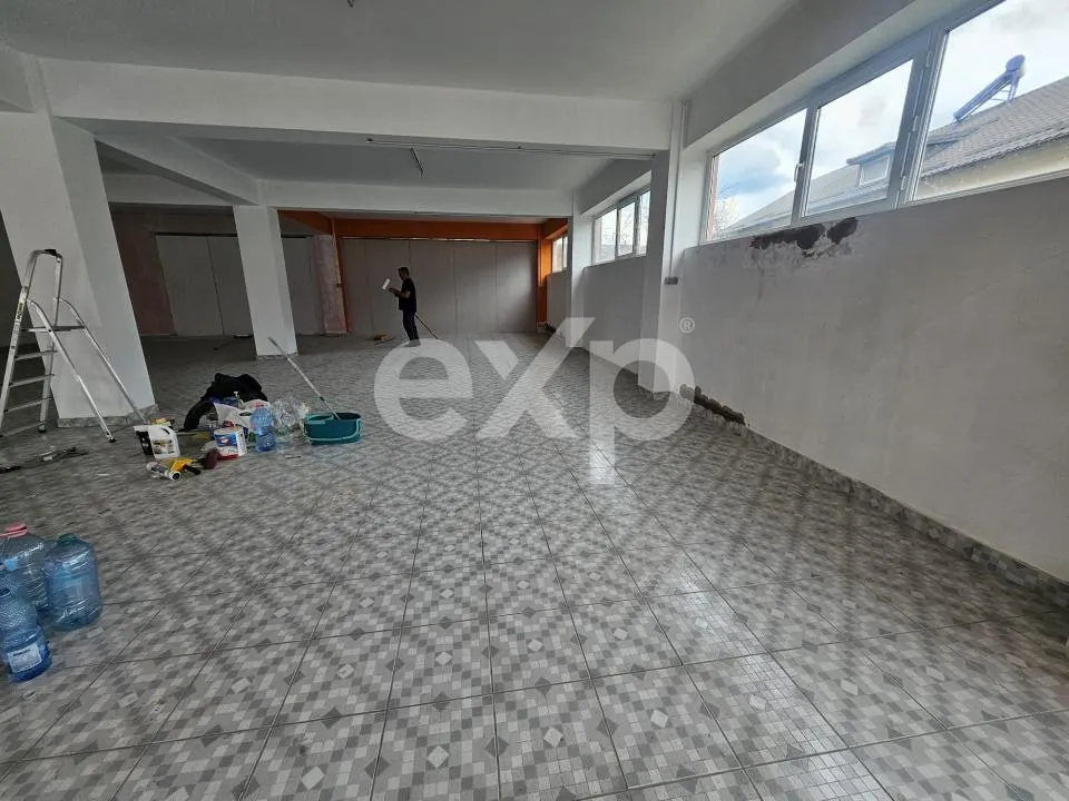 Spațiu Comercial Open Space 235 mp – Parter, Calea Ialomiței 2 (Vitrină 12 m) - foto 3