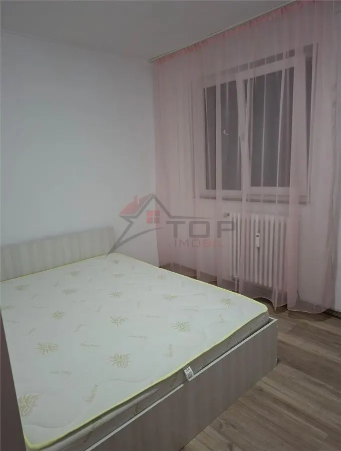 Inchiriere Apartament cu 2 camere Decomandat Podu Ros - foto 1