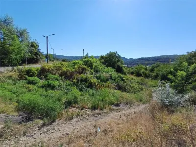 Resita, Teren Intravilan 473 Mp., Cu Utilitati, Zona Mociur - Resita