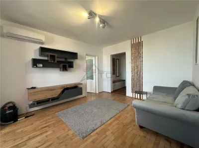 Inchiriere  Apartament cu 3 camere Podu Ros - foto 2