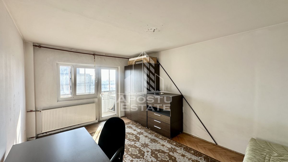 Apartament de vanzare cu 2 camere, decomandat, langa Iulius Town - Timisoara