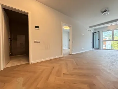 Apartament 2 camere ,bloc nou Marinescu - foto 2