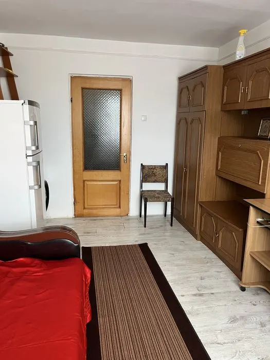 Cameră de cămin de închiriat â€“ Bularga, aproape de Podu Roș și Palas - foto 2