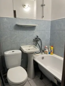 Cameră de cămin de închiriat â€“ Bularga, aproape de Podu Roș și Palas - foto 3