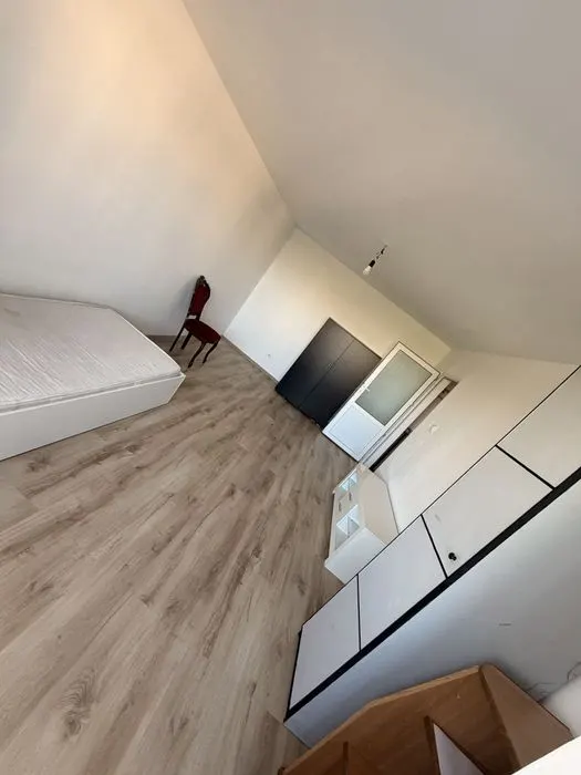 Apartament 2 camere decomandat  zona Craiter - foto 2