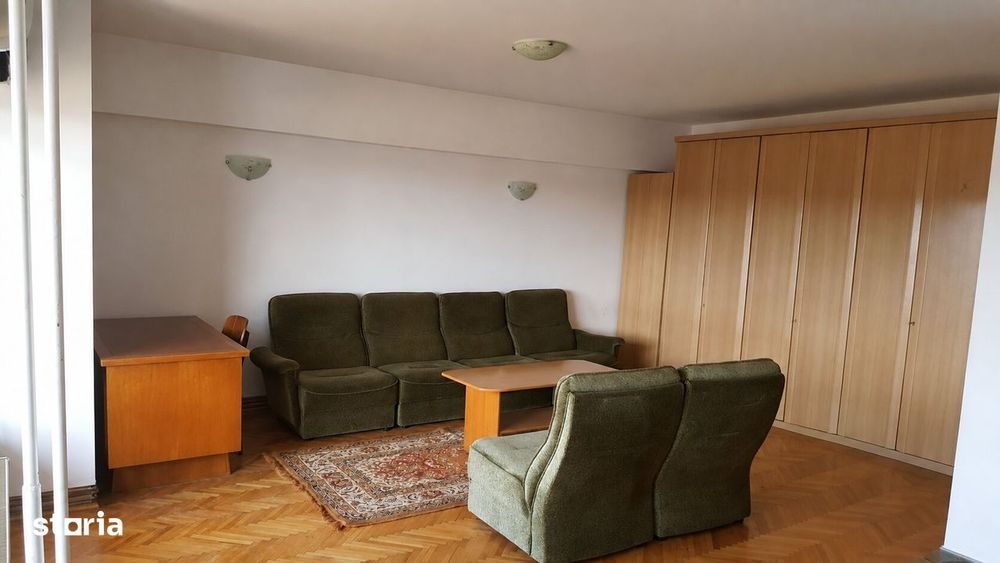 Apartament 3 camere ultracentral | 2 băi | 2 balcoane | Vedere panoramică - Iasi
