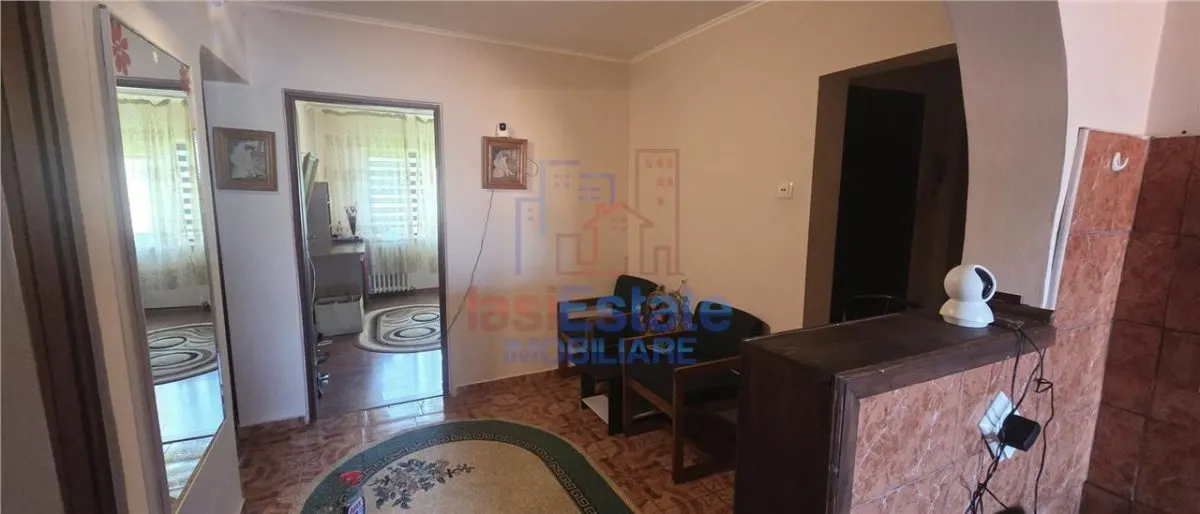 Apartament 3 camere Centru - Bd. Independenței - foto 3
