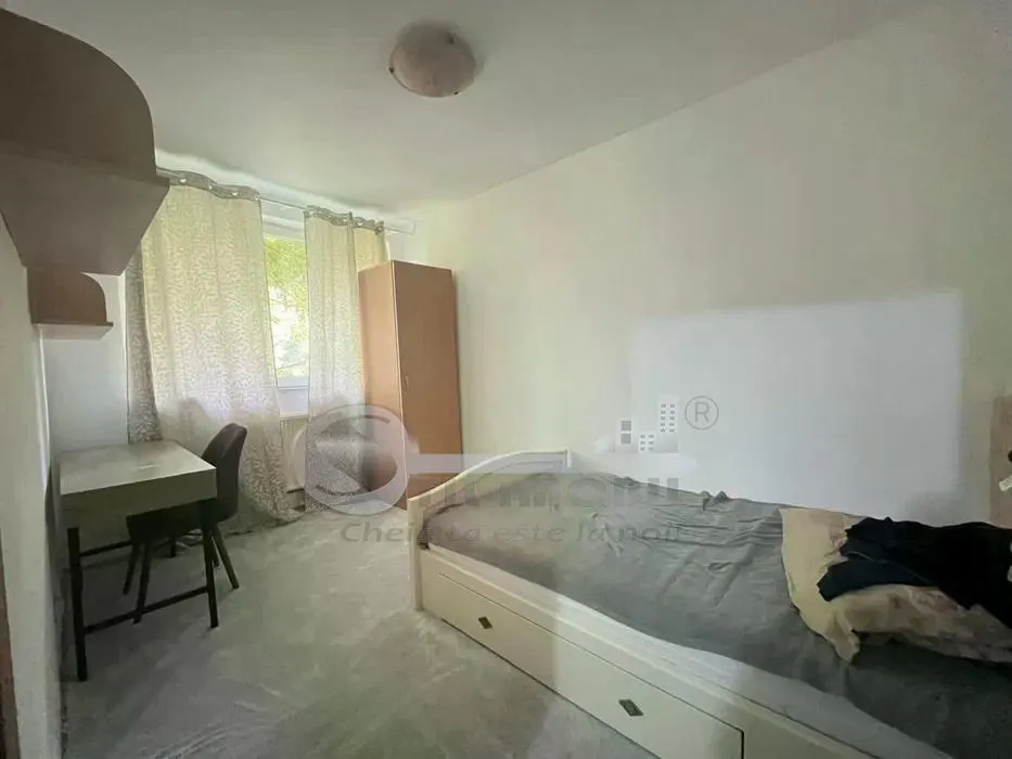 Apartament 3 camere, Tudor Vladimirescu, 63mp, semi-decomandat - foto 3