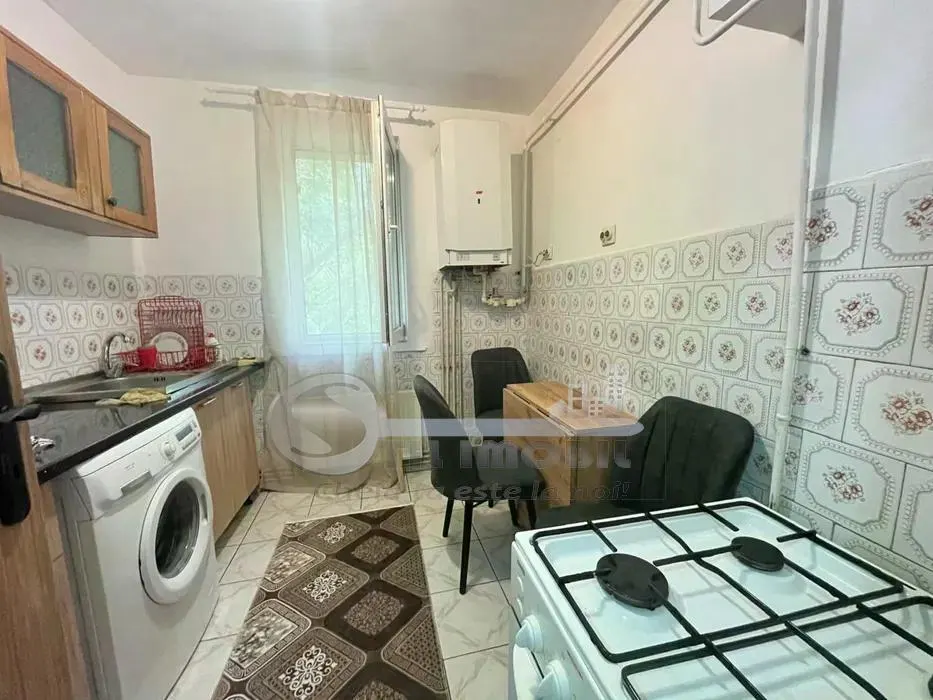 Apartament 3 camere, Tudor Vladimirescu, 63mp, semi-decomandat - foto 5