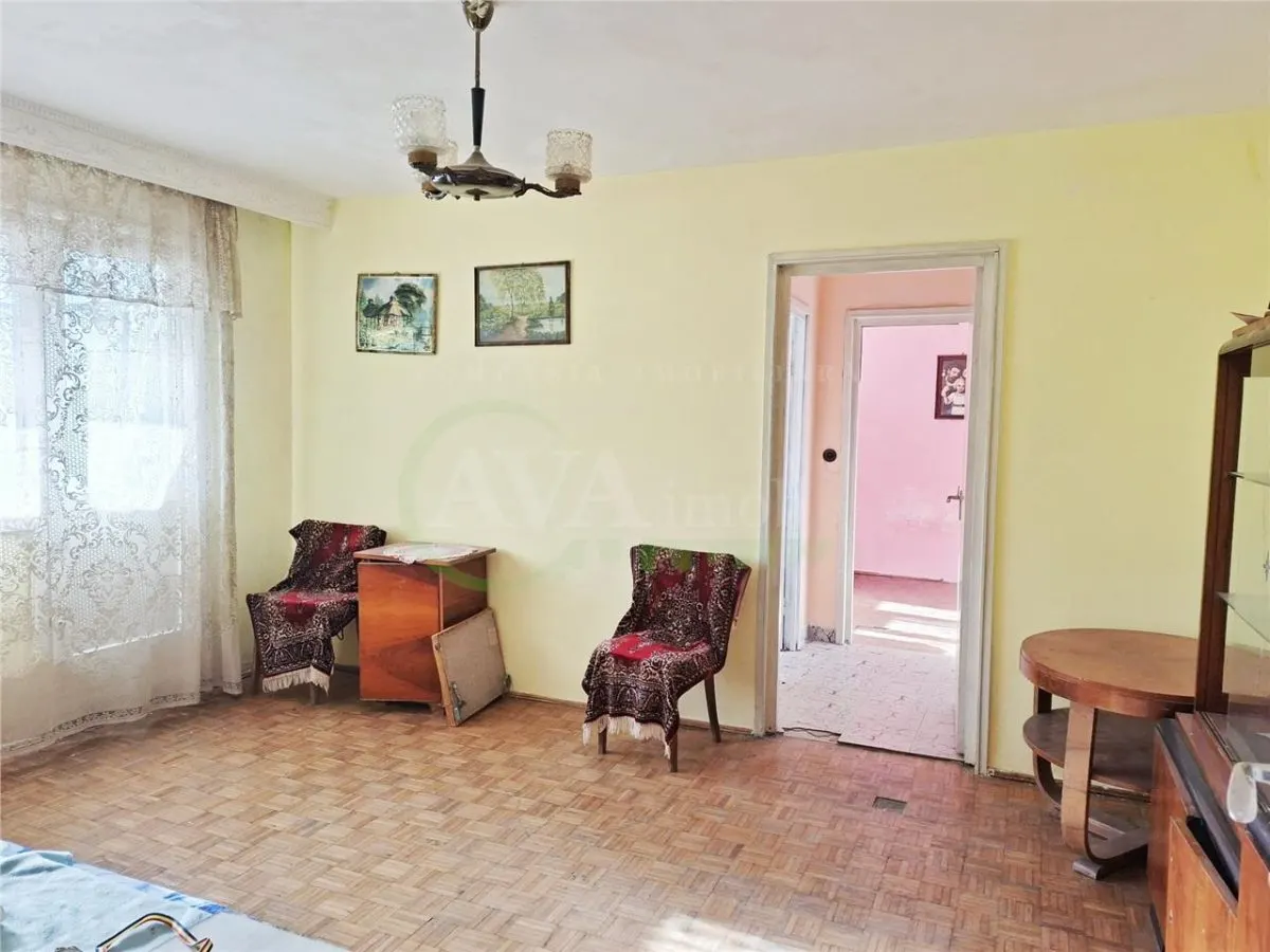 Apartament 2 camere semidecomandat, zona Orizont - foto 1