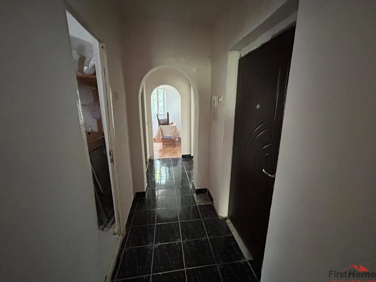 Apartement cu 3 camere, de vanzare, zona gara, scoala 7 - foto 10