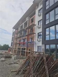 COMISION 0% Apartamente cu 2 si 3 camere Valea Lupului vizavi de Mall Moldova - Valea Lupului