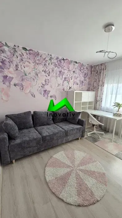 Apartament de inchiriat 3 camere Sibiu Vasile Aaron - foto 2