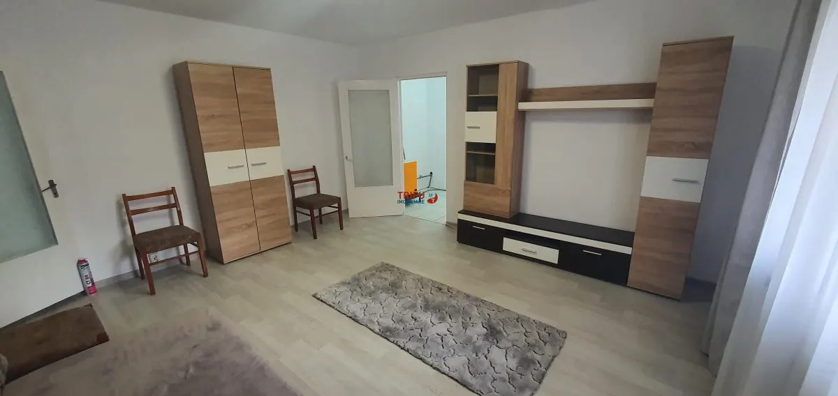 Apartament de inchiriat 2 camere Cetate cu loc parcare!! - foto 1