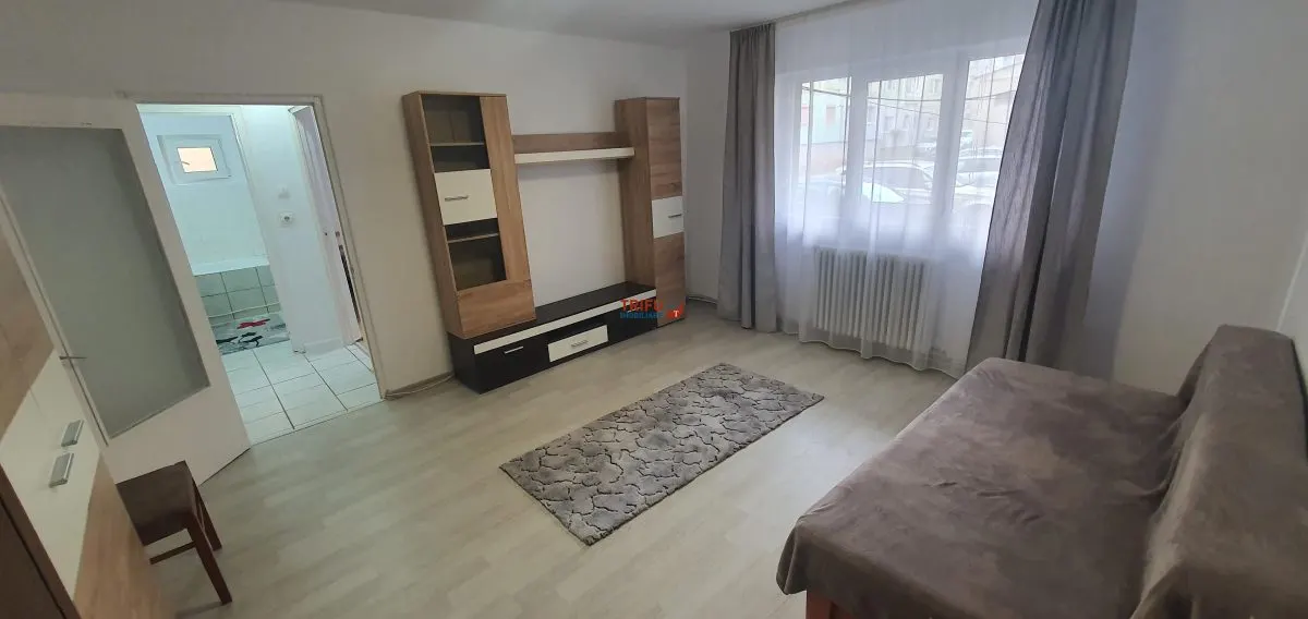 Apartament de inchiriat 2 camere Cetate cu loc parcare!! - foto 2