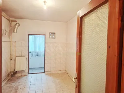 Apartament cu 3 camere decomandat, 65 mp â€“ Cartierul Nord | 2 balcoane - foto 5