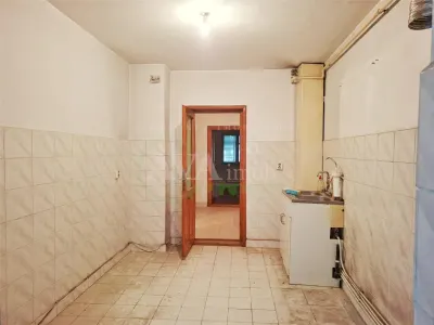 Apartament cu 3 camere decomandat, 65 mp â€“ Cartierul Nord | 2 balcoane - foto 6