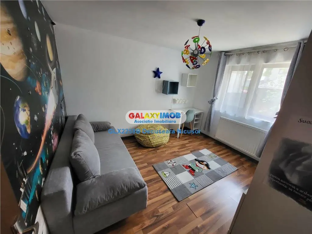 Casa, Str. Rachitei , 4 dormitoare si 1 living, 700 euro - foto 1