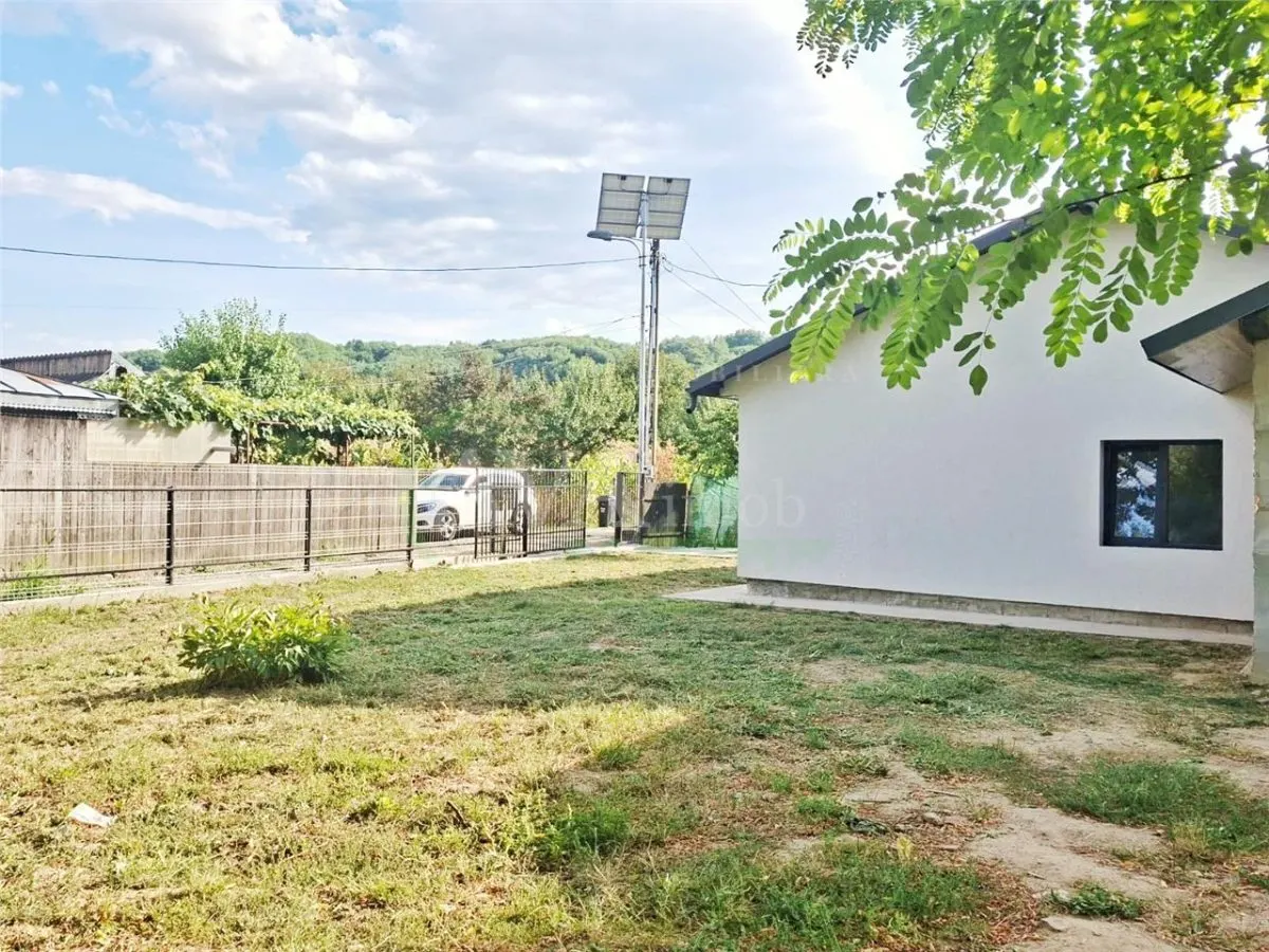 Casa la cheie, 75 mp utili â€“ Margineni | Teren 380 m - foto 5