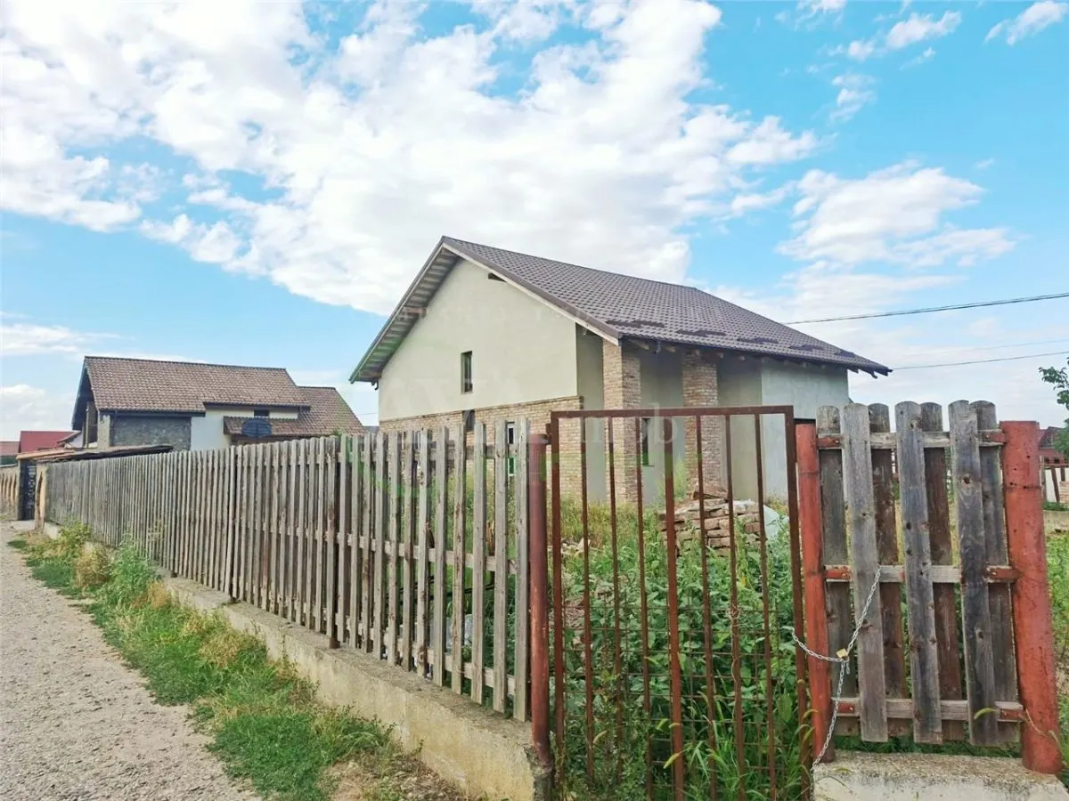 Vila la gri, 100 mp utili â€“ Magura | Teren 670 mp | Garaj - foto 4