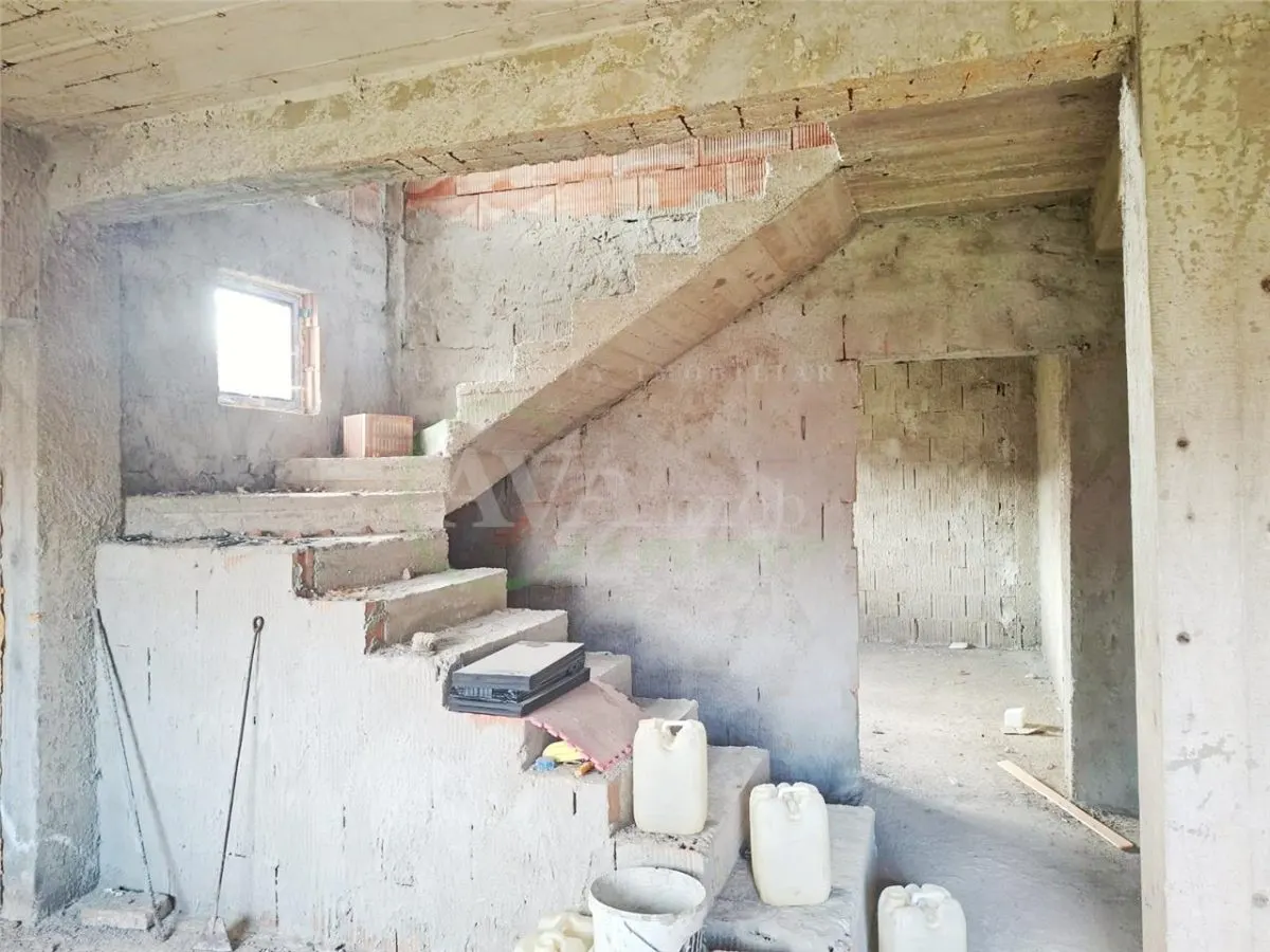 Vila la gri, 100 mp utili â€“ Magura | Teren 670 mp | Garaj - foto 10