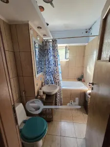 Apartament de închiriat â€“ 44 mp, balcon, centrală proprie, bloc cu lif - foto 5