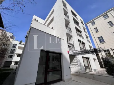 Apartament cu gradina | Nemobilat | Premium | Batistei - foto 27