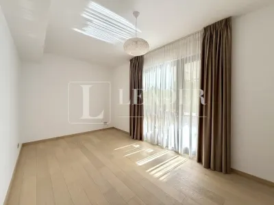 Apartament cu gradina | Nemobilat | Premium | Batistei - foto 10