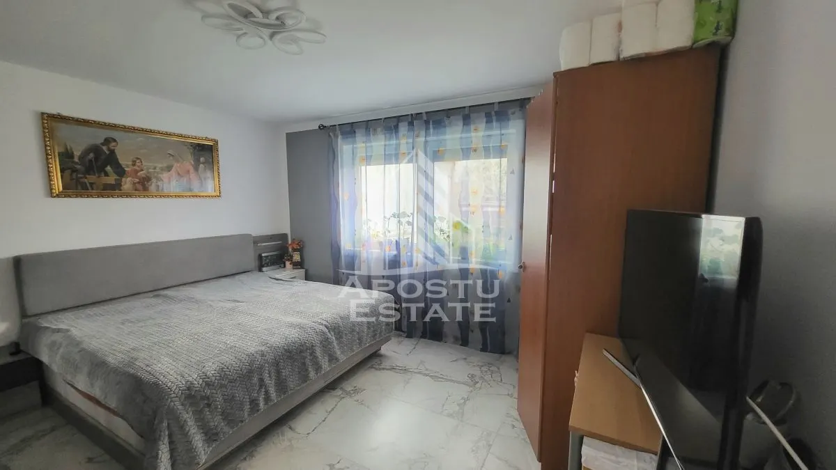 Casa individuala cu teren generos de 898 mp,Sag zona Centrala - foto 11