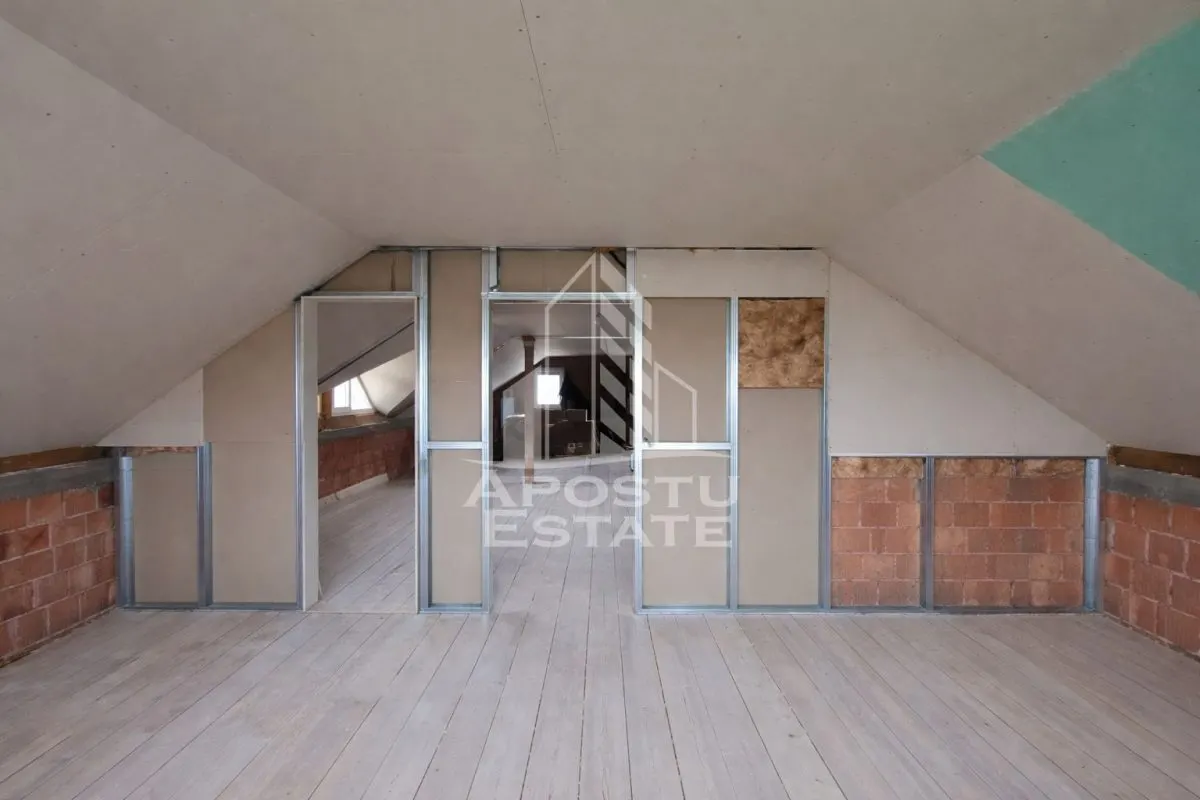 Casa individuala cu teren generos de 898 mp,Sag zona Centrala - foto 13