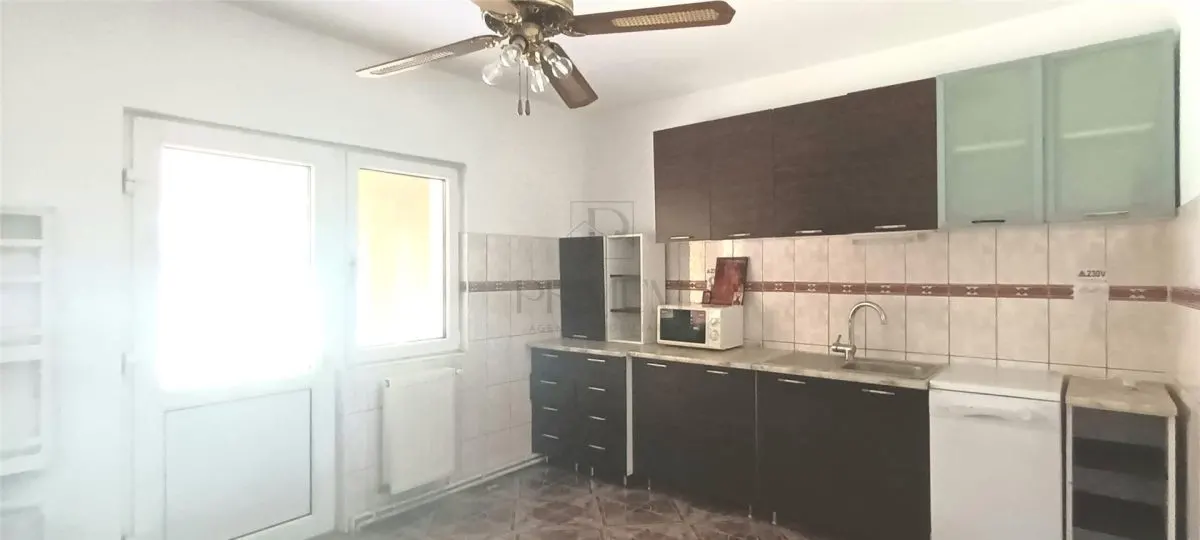 Casa individuala P + M de inchiriat nemobilata  - Lipovei -  Mall - foto 3