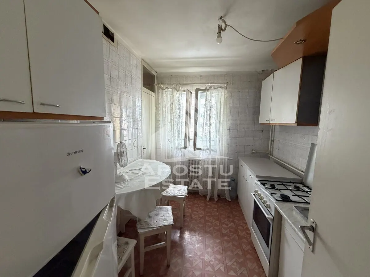 Apartament 2 camere , Centrala proprie , Complex - foto 3