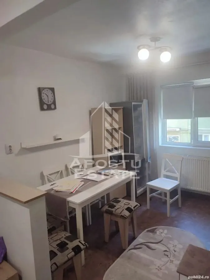 Apartament cu 3 camere, Centrala proprie, Zona Girocului - foto 3