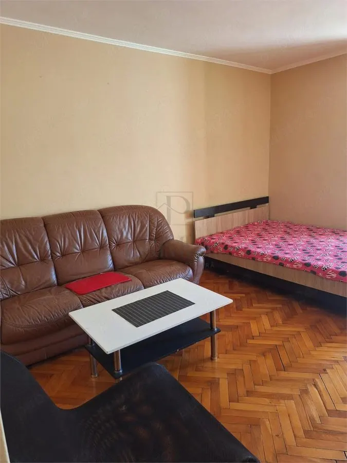 CENTRAL - APARTAMENT 1 CAMERA - mobilat, utilat + LIFT - foto 2