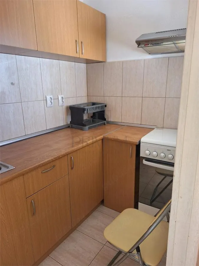 CENTRAL - APARTAMENT 1 CAMERA - mobilat, utilat + LIFT - foto 6