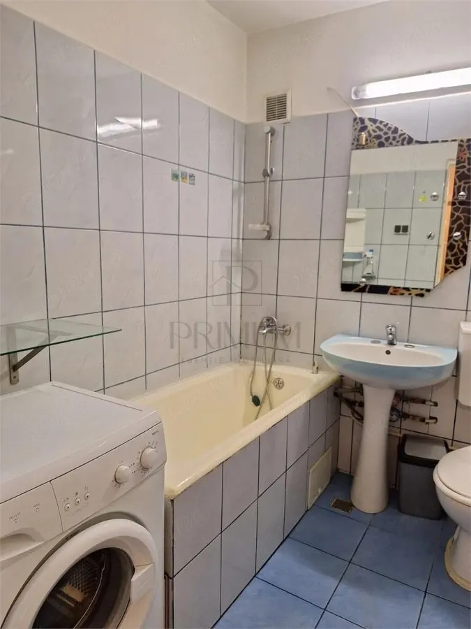 CENTRAL - APARTAMENT 1 CAMERA - mobilat, utilat + LIFT - foto 7